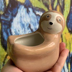 NEW Sloth ceramic succulent /air plant planter pot